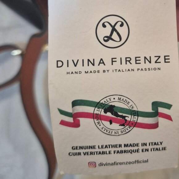 Divina Firenze Italian Leather Women's Purse - Picture 5 of 7